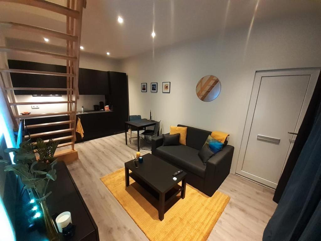 Appartement Deluxe Tilburg Luaran gambar