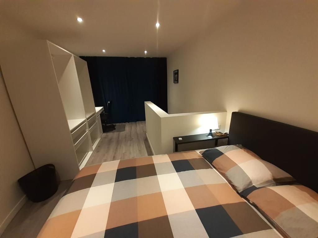 Appartement Deluxe Tilburg Luaran gambar