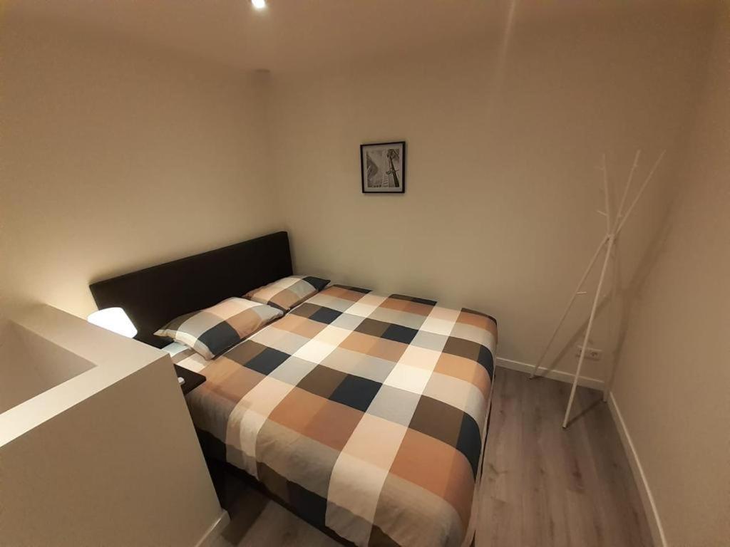 Appartement Deluxe Tilburg Luaran gambar