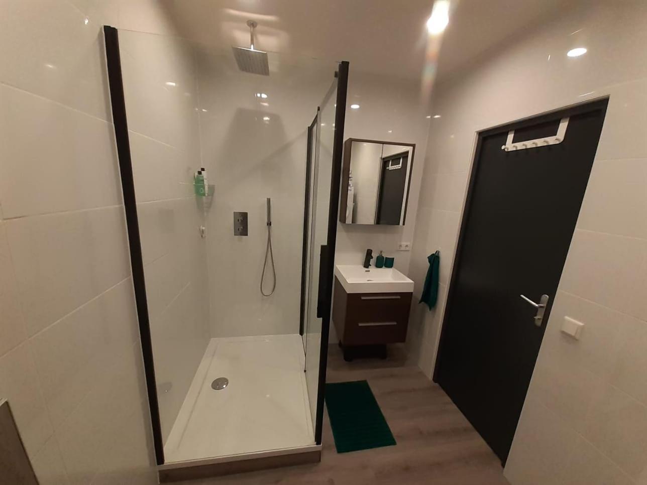Appartement Deluxe Tilburg Luaran gambar